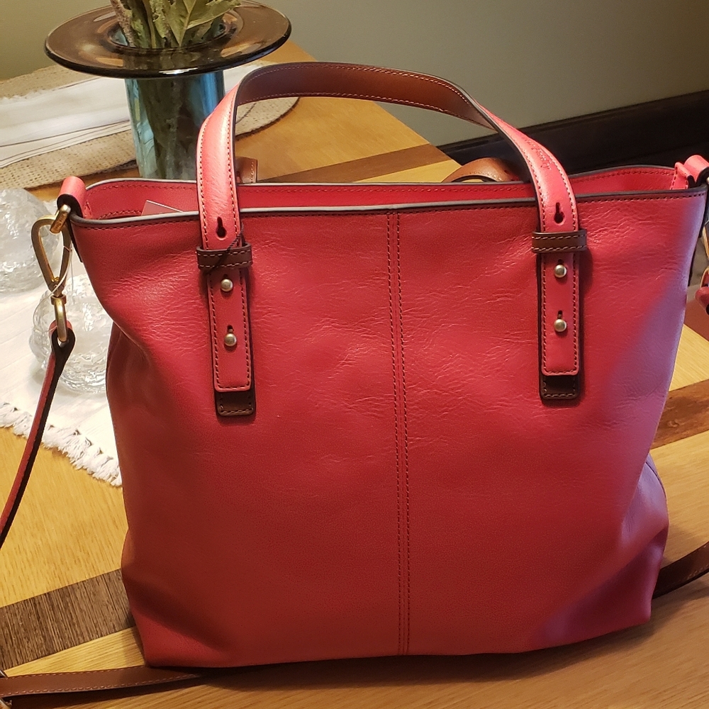 Vera Bradley sachel